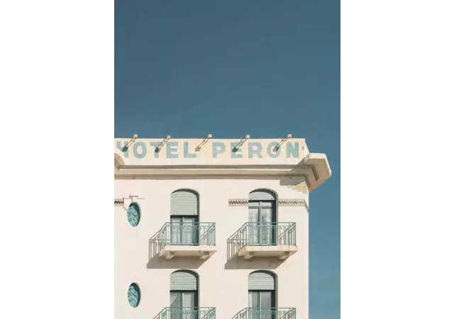 affiche 'Hotel peron' 30x40